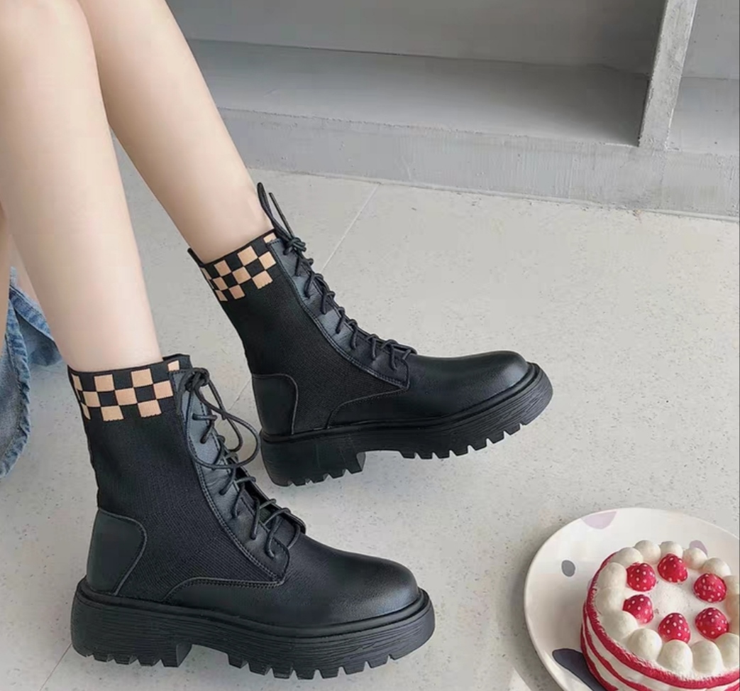 New Lovely Boots 008
