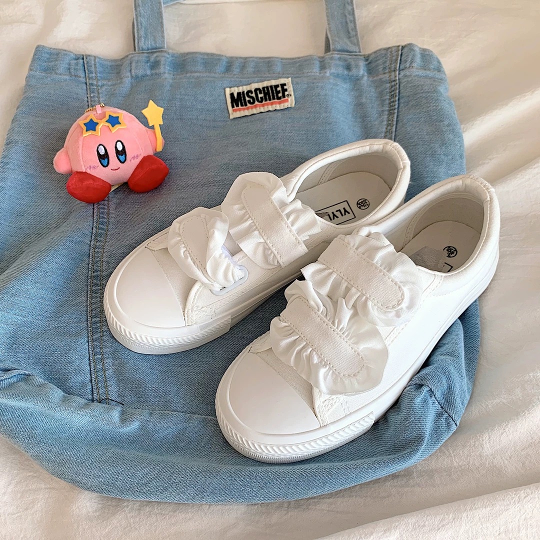 تمیز کردن کفش سفید 🚿🧼🧽🧴