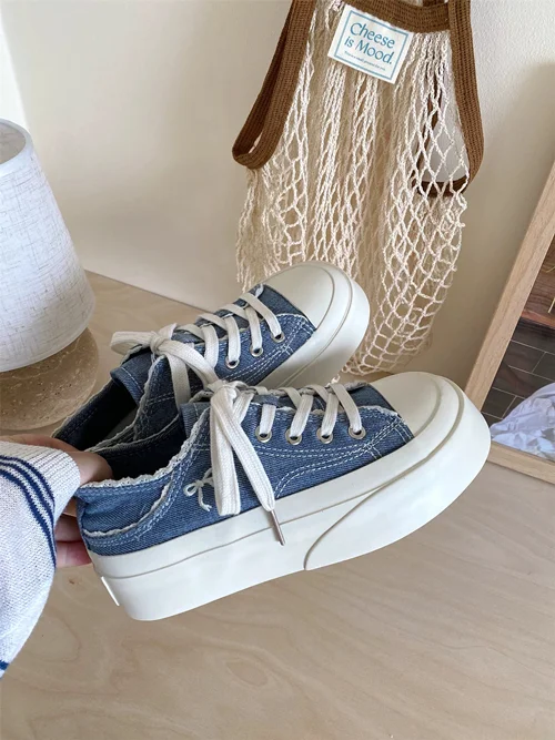 کانورس جین پاپیونی لبه گیپور دار کد 804