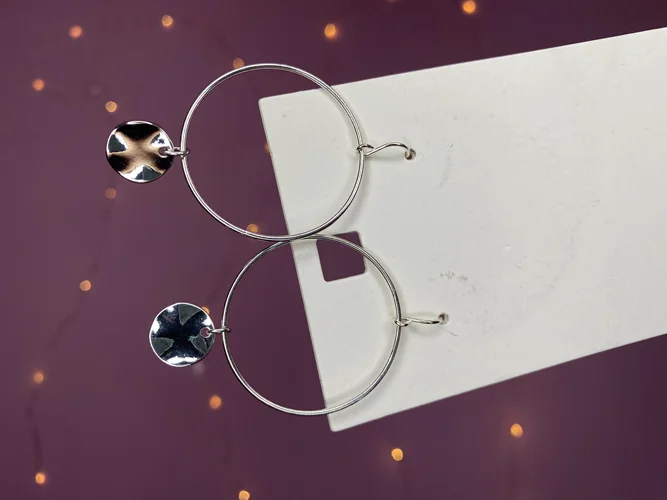 گوشواره حلقه ای با پلاک آینه ای کد 06