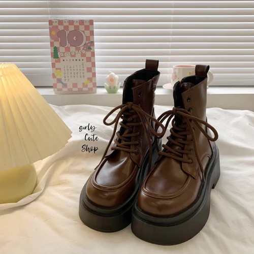 بوت مارتین مدل بریتیش استایل