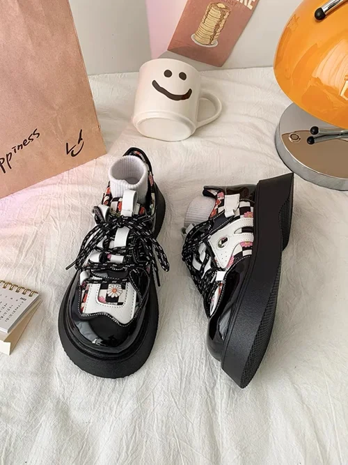 کفش کاوایی کیوت ترند 2022 کد 0533