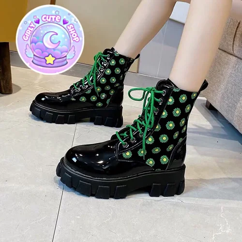 Cute Flower Boots / بوت گلگلی کیوت