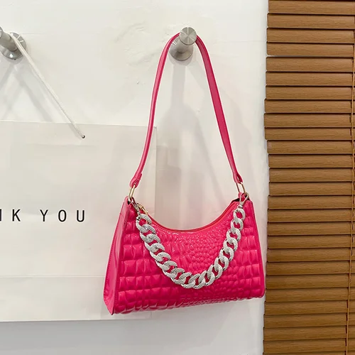 کیف ورنی زنجیر دار وارداتی کد 638