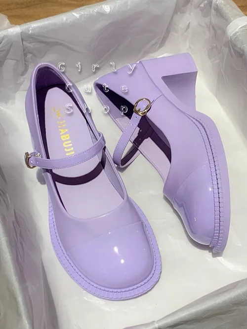 کفش ترند کاوایی کد ۰۴۹۹