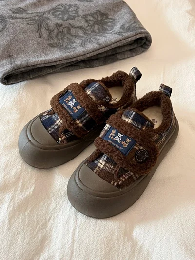 کتونی پشمی چسبی مدل Teddy Bear