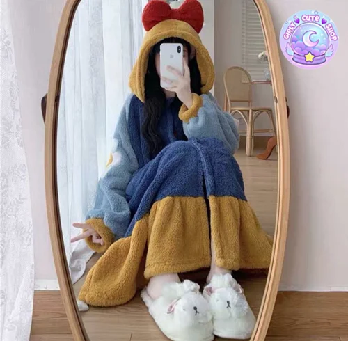 حوله فانتزی دخترونه / لباس خواب مدل سفید برفی کد ۲۳۳